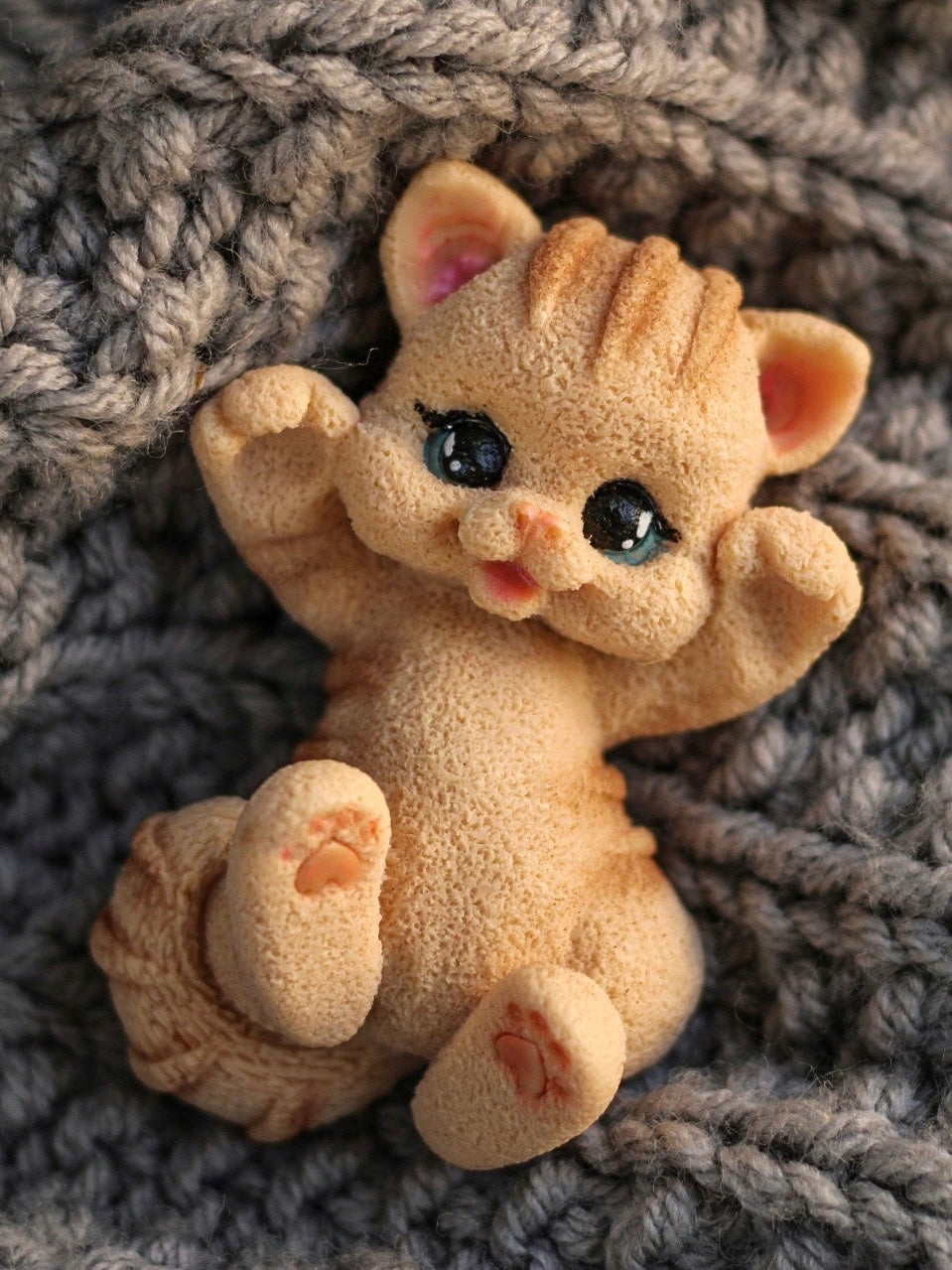 Silicone Mold "Croissant the Kitten"